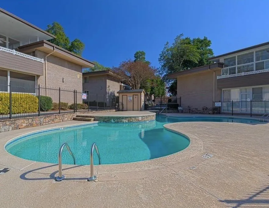 346 Carpenter Drive Unit 12, Sandy Springs, Georgia 30328, 2 Bedrooms Bedrooms, ,2 BathroomsBathrooms,Residential,For Sale,346 Carpenter Drive Unit 12,7693414