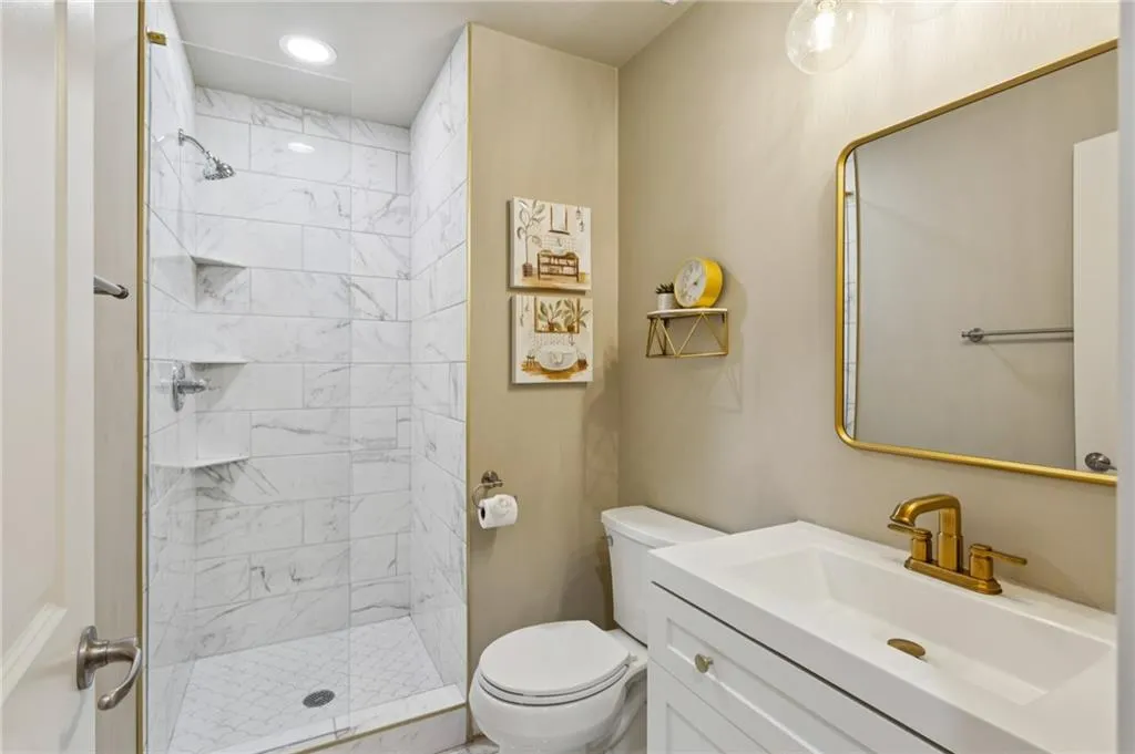 291 Le Gran Bend Unit 291, Atlanta, Georgia 30328, 2 Bedrooms Bedrooms, ,2 BathroomsBathrooms,Residential,For Sale,291 Le Gran Bend Unit 291,7758176