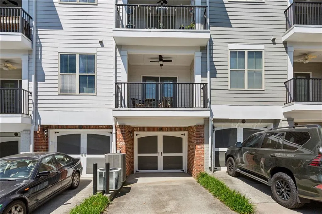 291 Le Gran Bend Unit 291, Atlanta, Georgia 30328, 2 Bedrooms Bedrooms, ,2 BathroomsBathrooms,Residential,For Sale,291 Le Gran Bend Unit 291,7758176