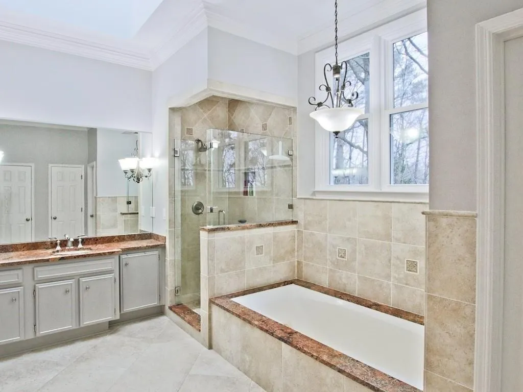 9590 Huntcliff Trace, Sandy Springs, Georgia 30350, 5 Bedrooms Bedrooms, ,5 BathroomsBathrooms,Residential,Sold,9590 Huntcliff Trace,6680604
