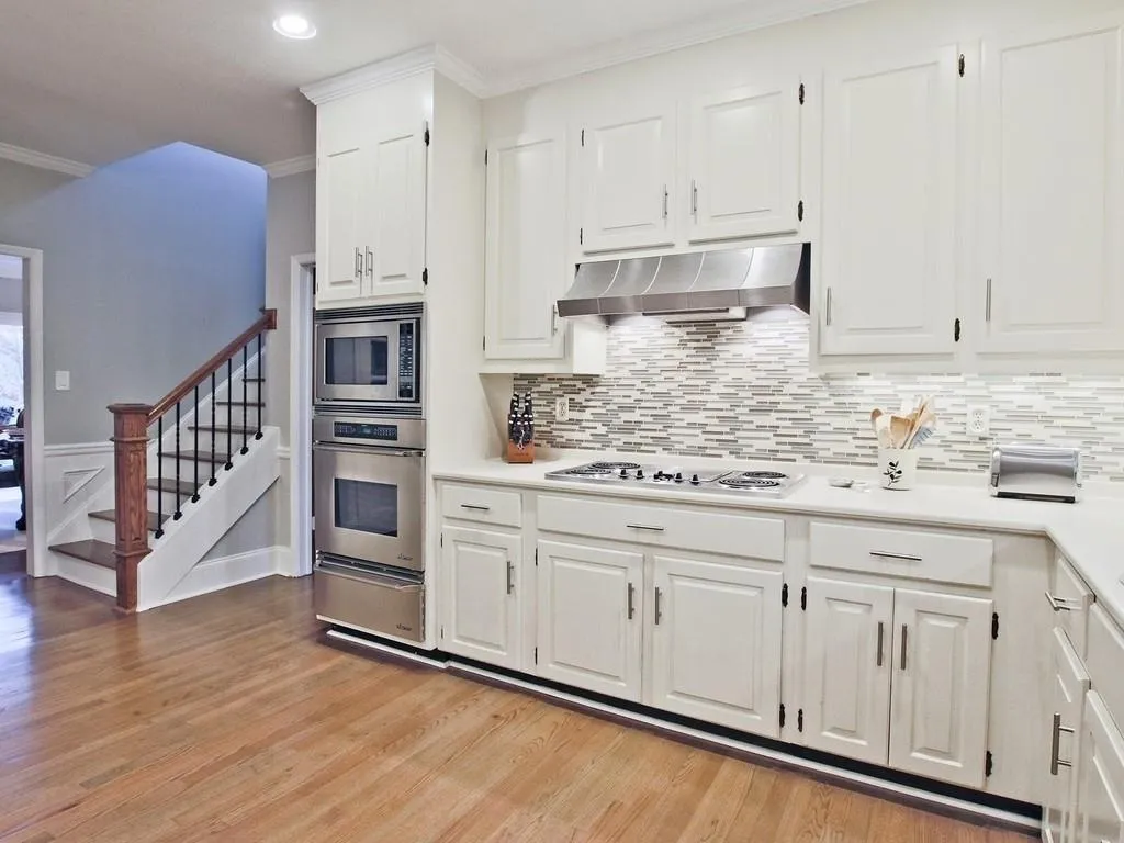 9590 Huntcliff Trace, Sandy Springs, Georgia 30350, 5 Bedrooms Bedrooms, ,5 BathroomsBathrooms,Residential,Sold,9590 Huntcliff Trace,6680604