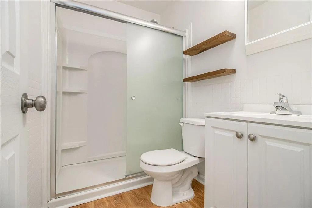 1705 Monroe Drive Ne Unit B4, Atlanta, Georgia 30324, 2 Bedrooms Bedrooms, ,1 BathroomBathrooms,Residential,For Sale,1705 Monroe Drive Ne Unit B4,7636737