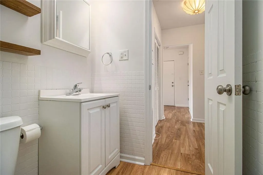 1705 Monroe Drive Ne Unit B4, Atlanta, Georgia 30324, 2 Bedrooms Bedrooms, ,1 BathroomBathrooms,Residential,For Sale,1705 Monroe Drive Ne Unit B4,7636737