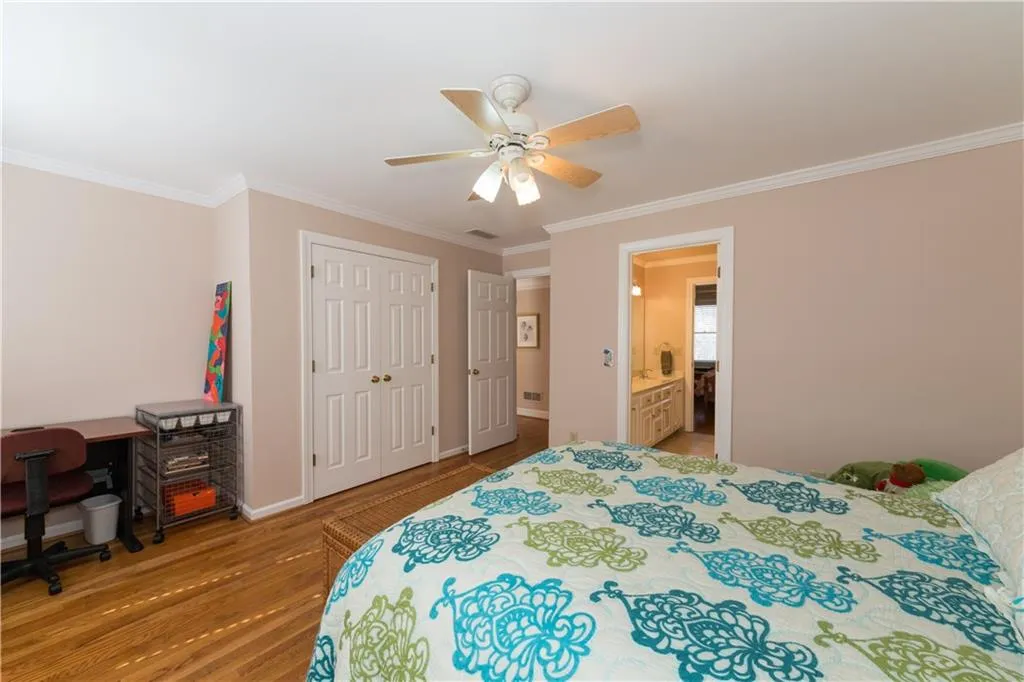 120 Wing Mill Road, Sandy Springs, Georgia 30350, 5 Bedrooms Bedrooms, ,4 BathroomsBathrooms,Residential,Sold,120 Wing Mill Road,5646310