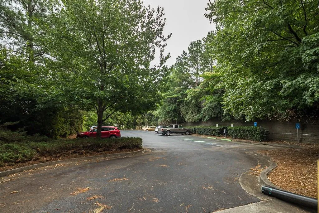 6105 Blue Stone Road Unit 206, Atlanta, Georgia 30328, 2 Bedrooms Bedrooms, ,2 BathroomsBathrooms,Residential,Sold,6105 Blue Stone Road Unit 206,6566024