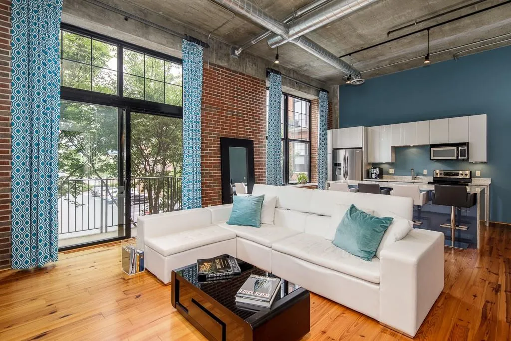 6105 Blue Stone Road Unit 206, Atlanta, Georgia 30328, 2 Bedrooms Bedrooms, ,2 BathroomsBathrooms,Residential,Sold,6105 Blue Stone Road Unit 206,6566024