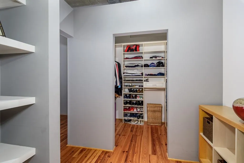 6105 Blue Stone Road Unit 206, Atlanta, Georgia 30328, 2 Bedrooms Bedrooms, ,2 BathroomsBathrooms,Residential,Sold,6105 Blue Stone Road Unit 206,6566024