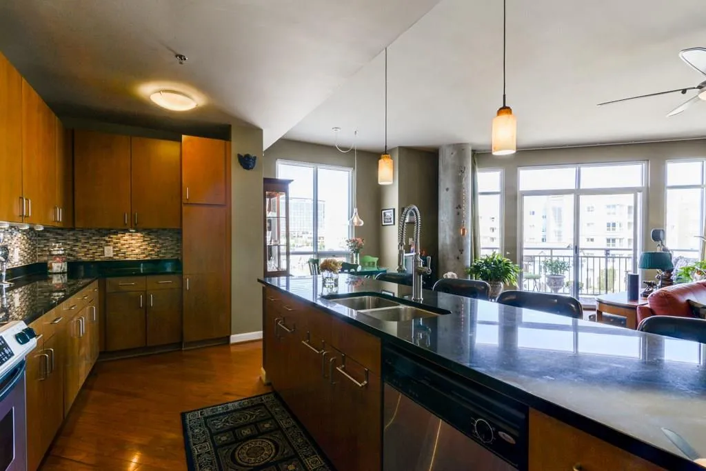 711 Cosmopolitan Drive Ne Unit 507, Atlanta, Georgia 30324, 2 Bedrooms Bedrooms, ,2 BathroomsBathrooms,Residential,Sold,711 Cosmopolitan Drive Ne Unit 507,5904934
