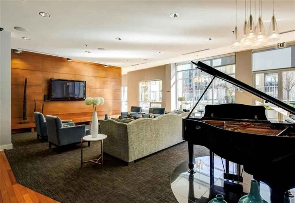 711 Cosmopolitan Unit 517, Atlanta, Georgia 30324, 2 Bedrooms Bedrooms, ,2 BathroomsBathrooms,Residential,For Sale,711 Cosmopolitan Unit 517,7626323