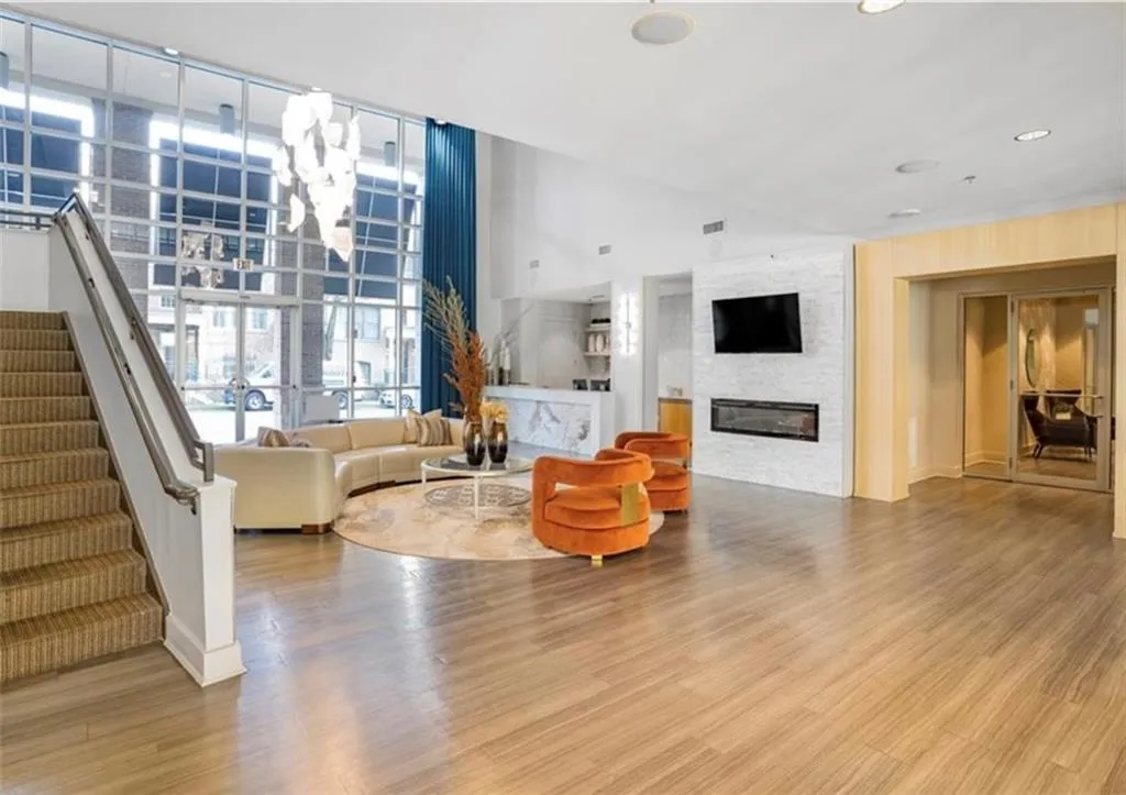 711 Cosmopolitan Unit 517, Atlanta, Georgia 30324, 2 Bedrooms Bedrooms, ,2 BathroomsBathrooms,Residential,For Sale,711 Cosmopolitan Unit 517,7626323