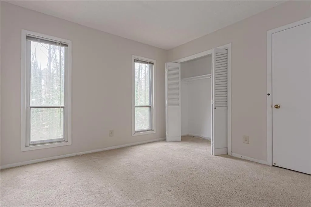 5143 Roswell Road Unit 5, Atlanta, Georgia 30342, 2 Bedrooms Bedrooms, ,1 BathroomBathrooms,Residential,Sold,5143 Roswell Road Unit 5,6717554