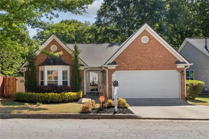 2869 Hillvale Cove Drive, Lithonia, Georgia 30058