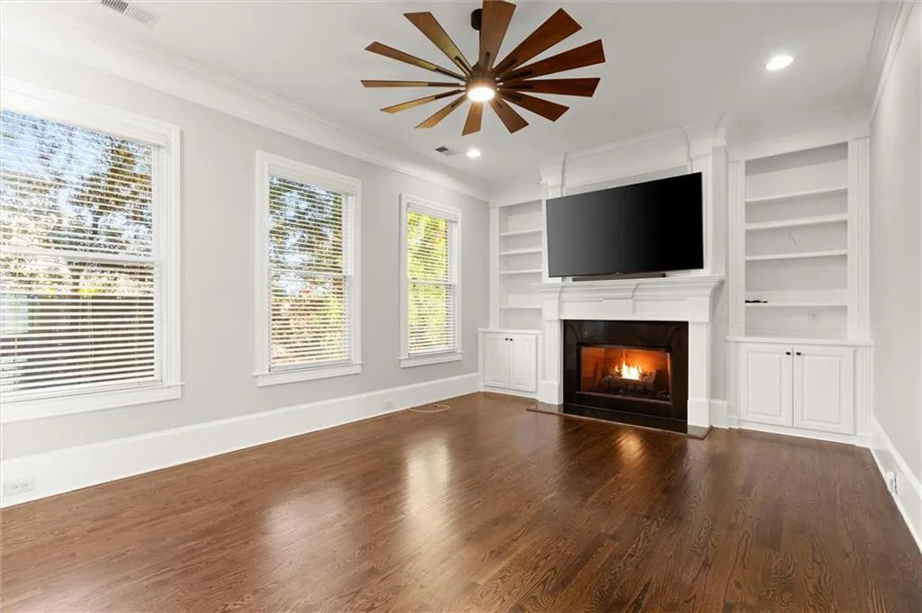 6272 Mount Vernon Oaks Drive, Sandy Springs, Georgia 30328, 4 Bedrooms Bedrooms, ,3 BathroomsBathrooms,Residential,For Sale,6272 Mount Vernon Oaks Drive,7697109