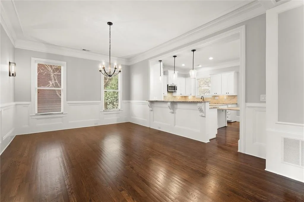 6272 Mount Vernon Oaks Drive, Sandy Springs, Georgia 30328, 4 Bedrooms Bedrooms, ,3 BathroomsBathrooms,Residential,For Sale,6272 Mount Vernon Oaks Drive,7697109