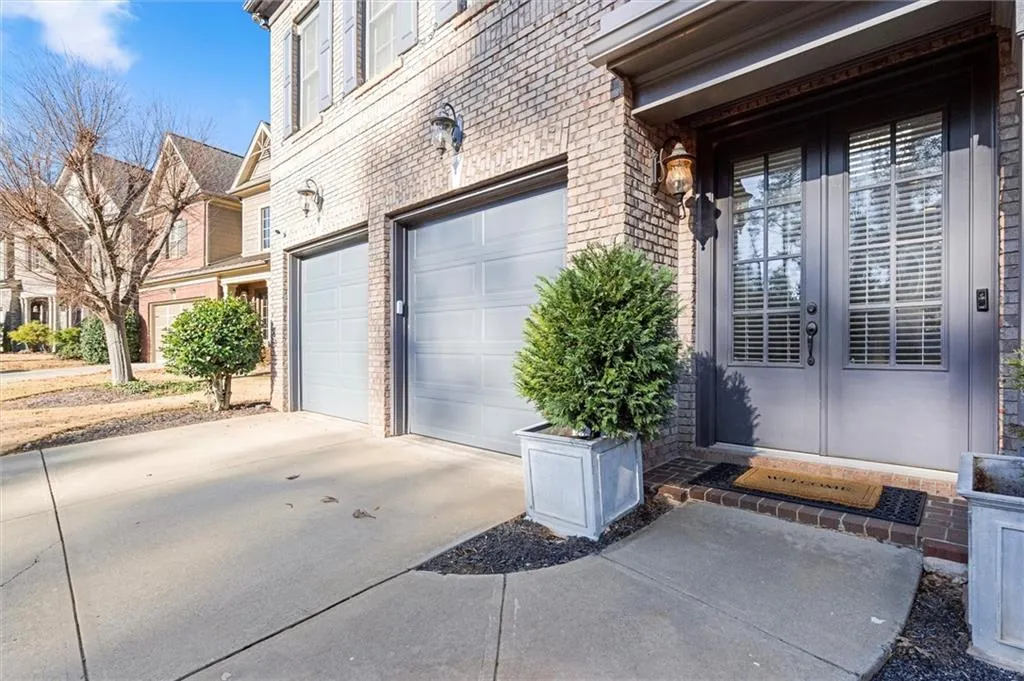 6272 Mount Vernon Oaks Drive, Sandy Springs, Georgia 30328, 4 Bedrooms Bedrooms, ,3 BathroomsBathrooms,Residential,For Sale,6272 Mount Vernon Oaks Drive,7697109