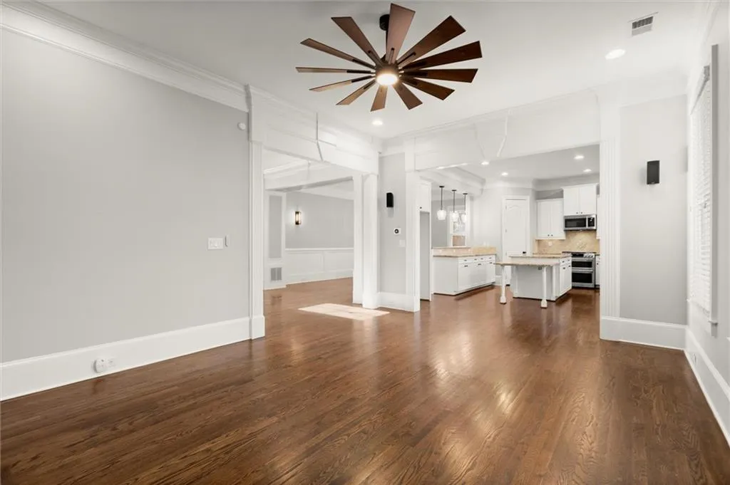 6272 Mount Vernon Oaks Drive, Sandy Springs, Georgia 30328, 4 Bedrooms Bedrooms, ,3 BathroomsBathrooms,Residential,For Sale,6272 Mount Vernon Oaks Drive,7697109