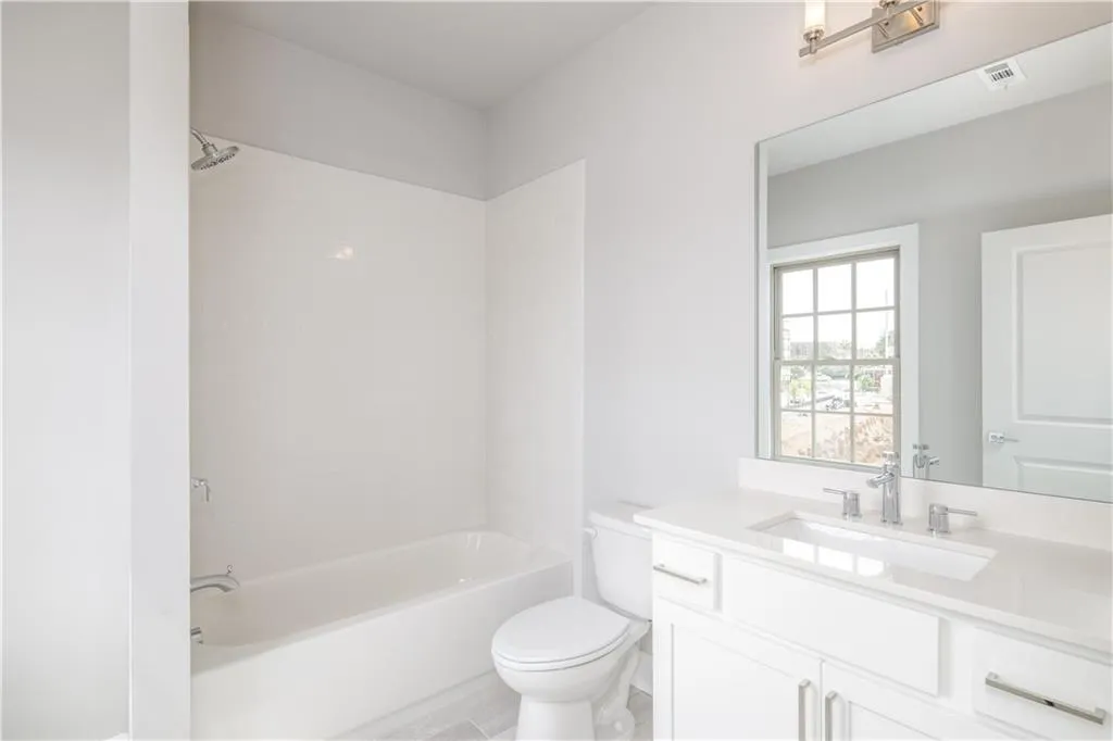 6069 Boylston Drive Unit 14, Sandy Springs, Georgia 30328, 3 Bedrooms Bedrooms, ,3 BathroomsBathrooms,Residential,Sold,6069 Boylston Drive Unit 14,6616649