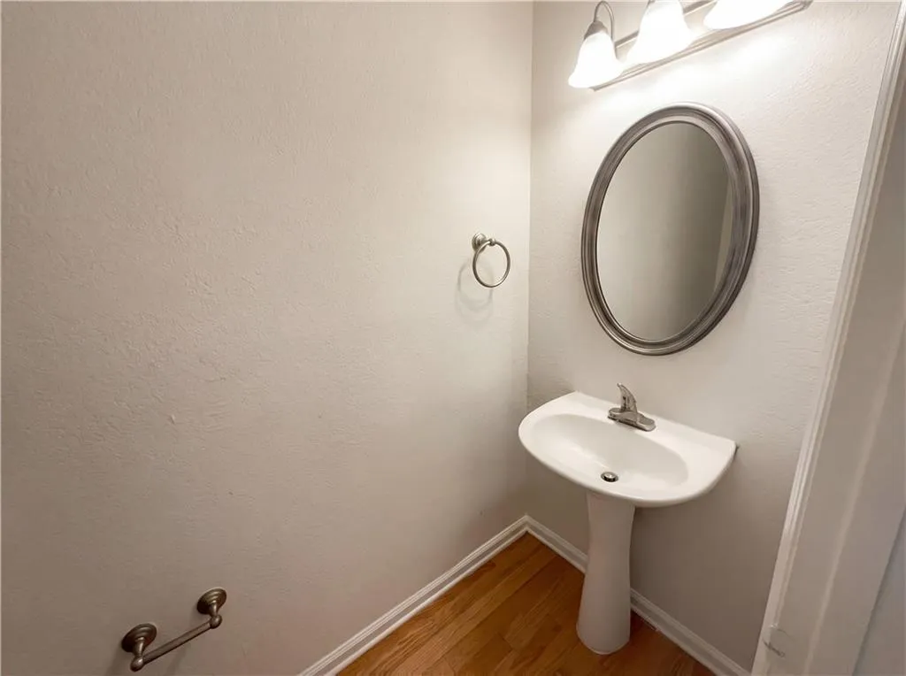 165 N River Drive Unit G, Atlanta, Georgia 30350, 2 Bedrooms Bedrooms, ,2 BathroomsBathrooms,Residential,For Sale,165 N River Drive Unit G,7728685