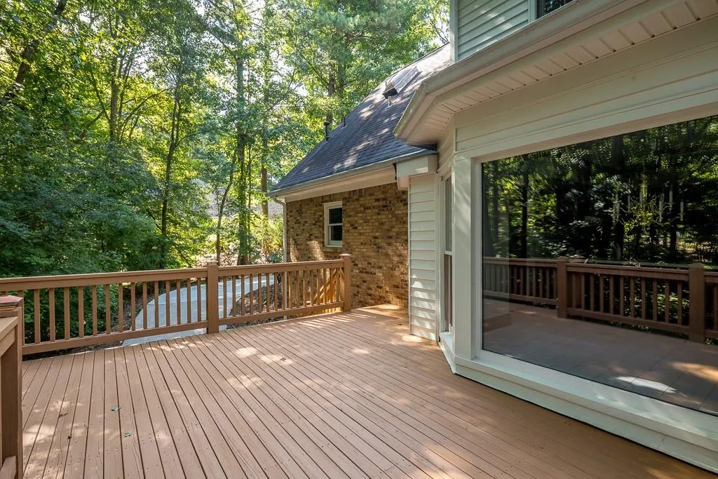 8265 Habersham Waters Road, Sandy Springs, Georgia 30350, 5 Bedrooms Bedrooms, ,4 BathroomsBathrooms,Residential,Sold,8265 Habersham Waters Road,6591935