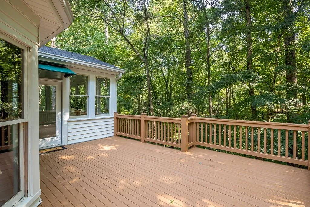 8265 Habersham Waters Road, Sandy Springs, Georgia 30350, 5 Bedrooms Bedrooms, ,4 BathroomsBathrooms,Residential,Sold,8265 Habersham Waters Road,6591935