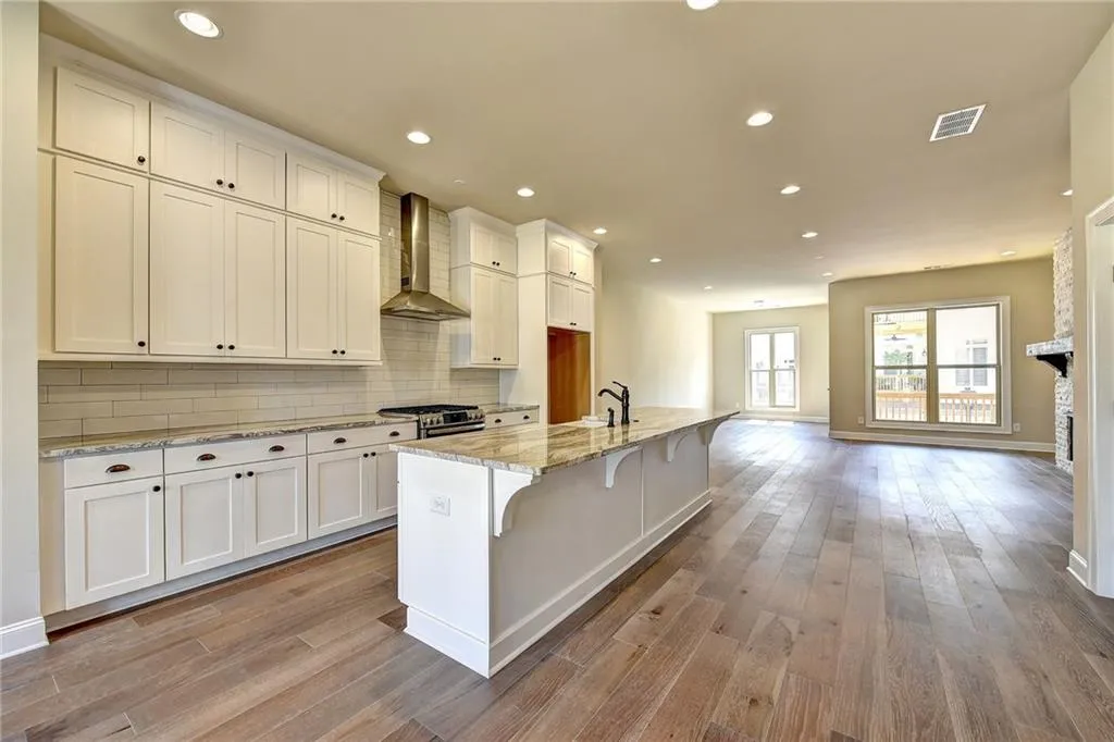 4331 Parkside Place, Atlanta, Georgia 30342, 3 Bedrooms Bedrooms, ,3 BathroomsBathrooms,Residential,Sold,4331 Parkside Place,6114544