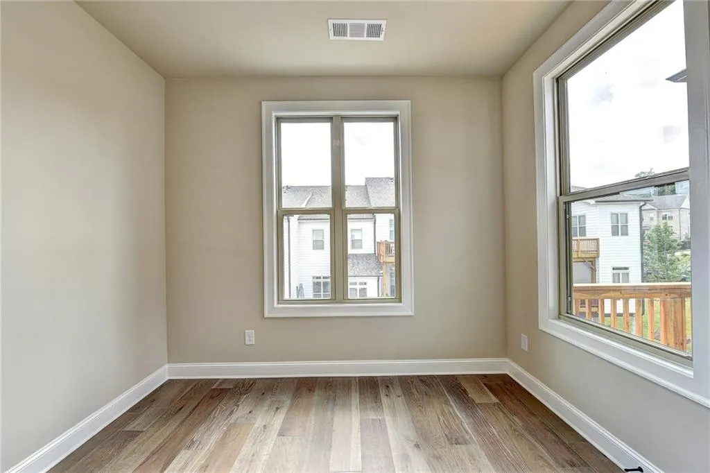 4331 Parkside Place, Atlanta, Georgia 30342, 3 Bedrooms Bedrooms, ,3 BathroomsBathrooms,Residential,Sold,4331 Parkside Place,6114544