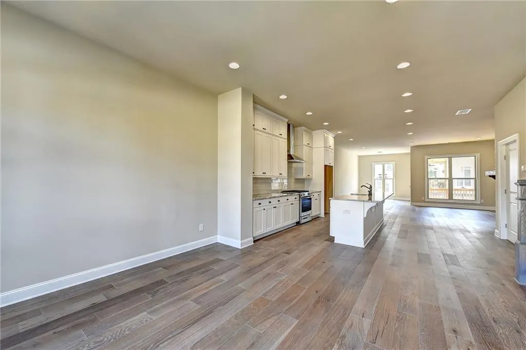 4331 Parkside Place, Atlanta, Georgia 30342, 3 Bedrooms Bedrooms, ,3 BathroomsBathrooms,Residential,Sold,4331 Parkside Place,6114544