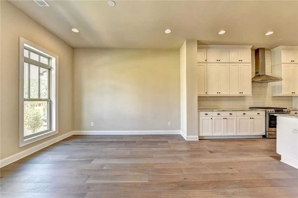 4331 Parkside Place, Atlanta, Georgia 30342, 3 Bedrooms Bedrooms, ,3 BathroomsBathrooms,Residential,Sold,4331 Parkside Place,6114544