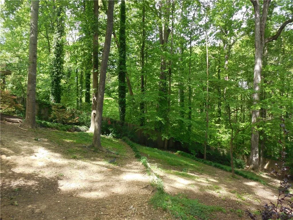 613 Lorell Terrace, Atlanta, Georgia 30328, 4 Bedrooms Bedrooms, ,3 BathroomsBathrooms,Residential,Sold,613 Lorell Terrace,5642762