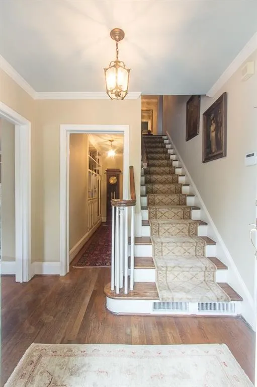 3295 Habersham Road Nw, Atlanta, Georgia 30305, 5 Bedrooms Bedrooms, ,4 BathroomsBathrooms,Residential,Sold,3295 Habersham Road Nw,5694927