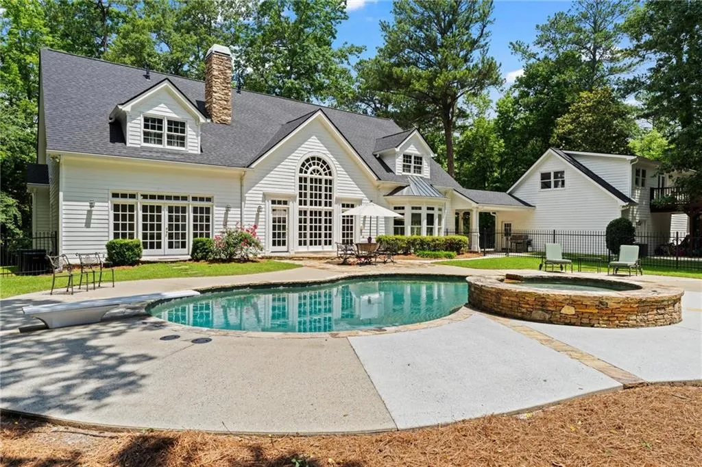 1824 Mount Paran Road, Atlanta, Georgia 30327, 7 Bedrooms Bedrooms, ,5 BathroomsBathrooms,Residential,For Sale,1824 Mount Paran Road,7634248