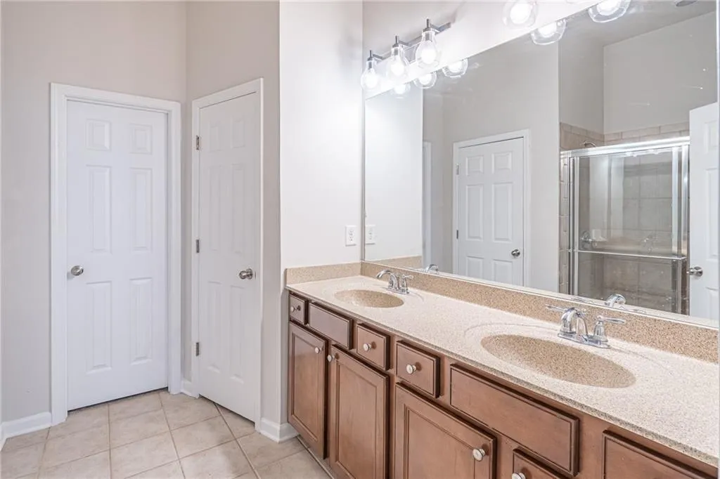 822 Northam Lane, Atlanta, Georgia 30342, 4 Bedrooms Bedrooms, ,3 BathroomsBathrooms,Residential,For Sale,822 Northam Lane,7512768