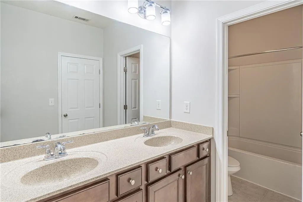 822 Northam Lane, Atlanta, Georgia 30342, 4 Bedrooms Bedrooms, ,3 BathroomsBathrooms,Residential,For Sale,822 Northam Lane,7512768