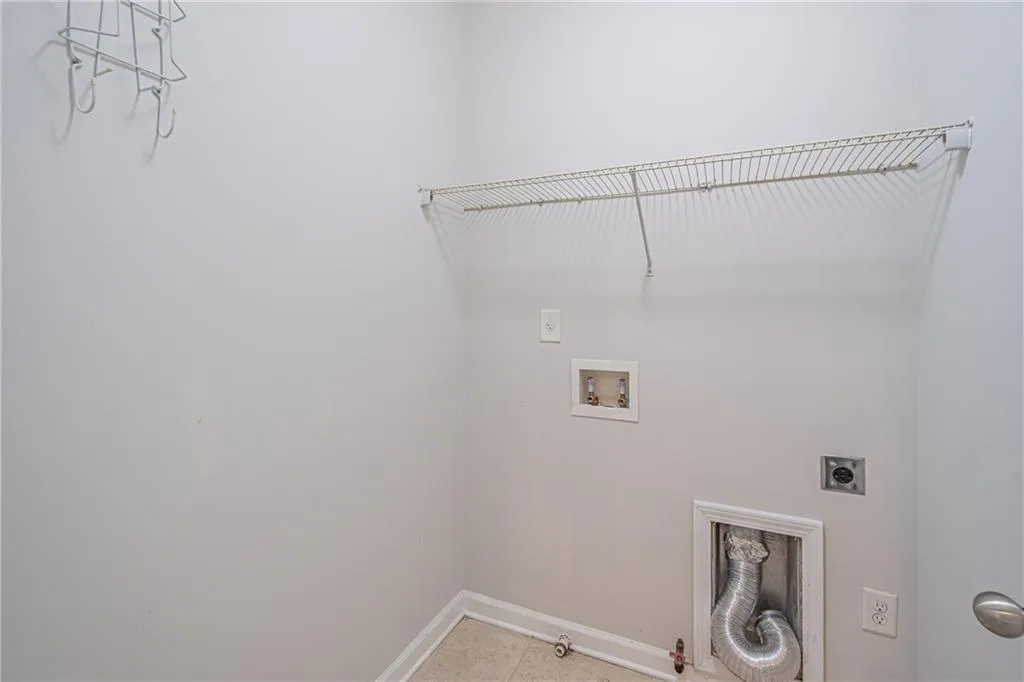 822 Northam Lane, Atlanta, Georgia 30342, 4 Bedrooms Bedrooms, ,3 BathroomsBathrooms,Residential,For Sale,822 Northam Lane,7512768