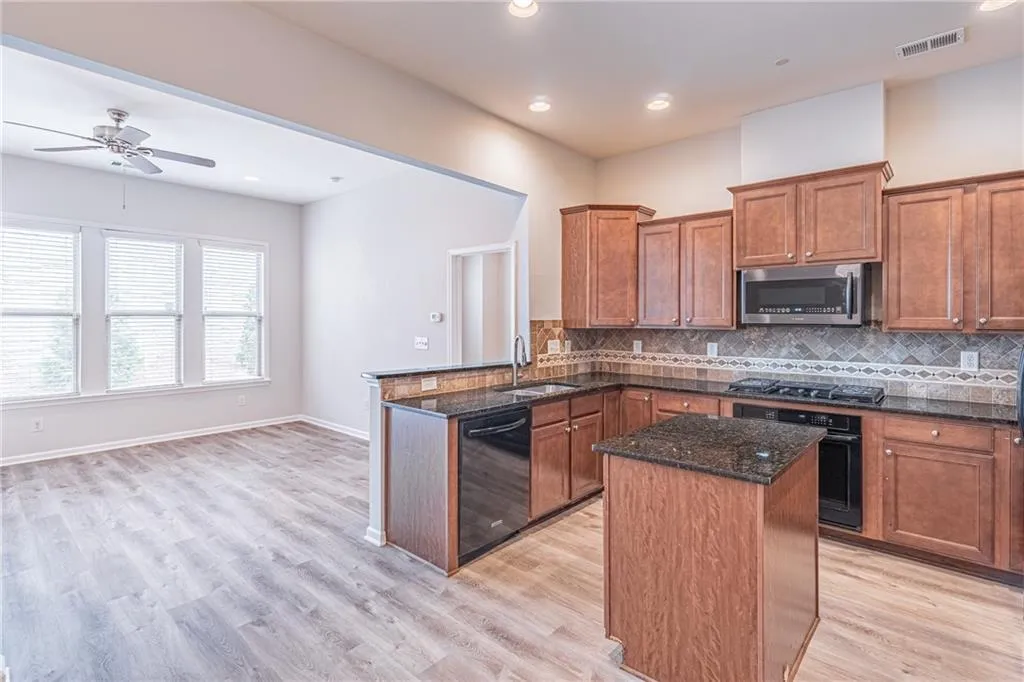 822 Northam Lane, Atlanta, Georgia 30342, 4 Bedrooms Bedrooms, ,3 BathroomsBathrooms,Residential,For Sale,822 Northam Lane,7512768