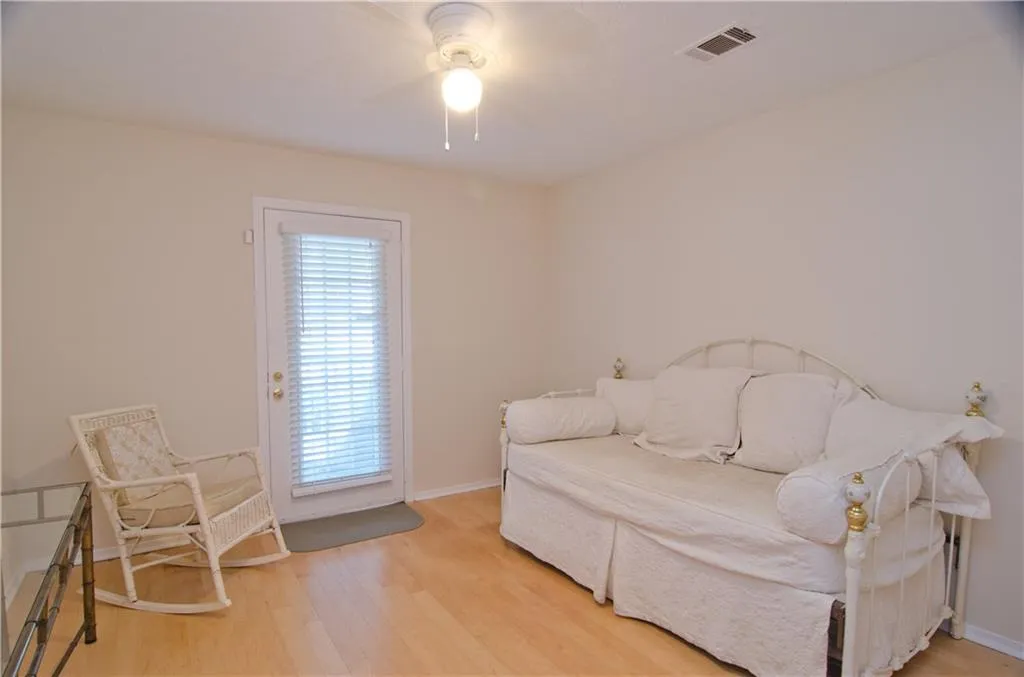 103 Gettysburg Place, Sandy Springs, Georgia 30350, 2 Bedrooms Bedrooms, ,1 BathroomBathrooms,Residential,Sold,103 Gettysburg Place,6030426