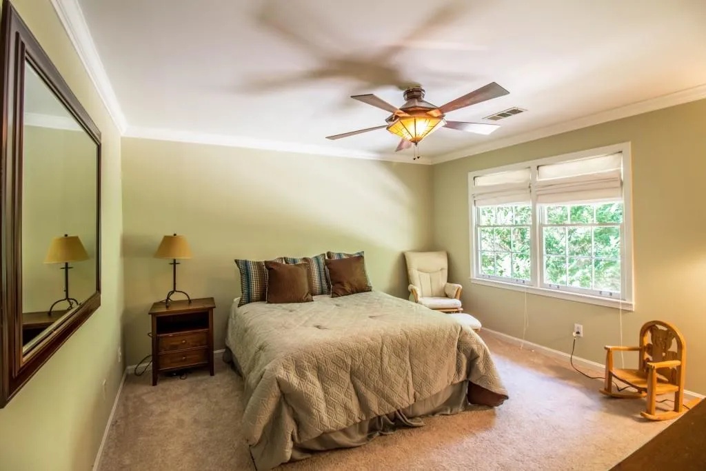 135 N Mill Road, Sandy Springs, Georgia 30328, 4 Bedrooms Bedrooms, ,3 BathroomsBathrooms,Residential,Sold,135 N Mill Road,5757501