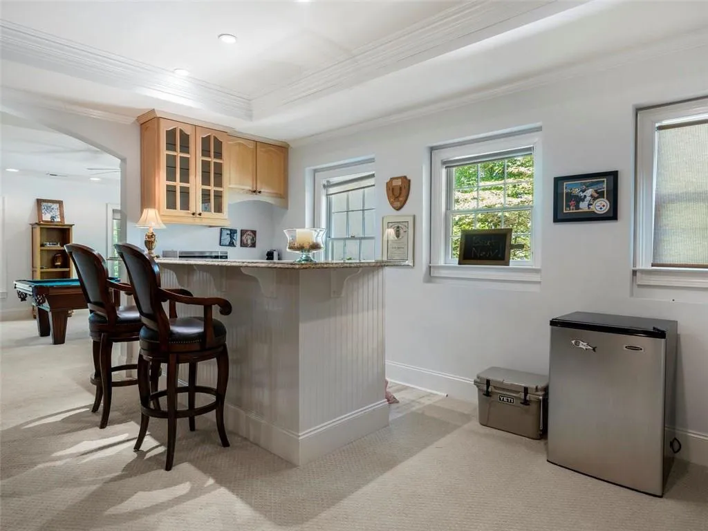 2 Powers Chase Circle, Atlanta, Georgia 30327, 6 Bedrooms Bedrooms, ,5 BathroomsBathrooms,Residential,Sold,2 Powers Chase Circle,6725820