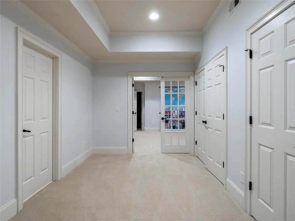 2 Powers Chase Circle, Atlanta, Georgia 30327, 6 Bedrooms Bedrooms, ,5 BathroomsBathrooms,Residential,Sold,2 Powers Chase Circle,6725820