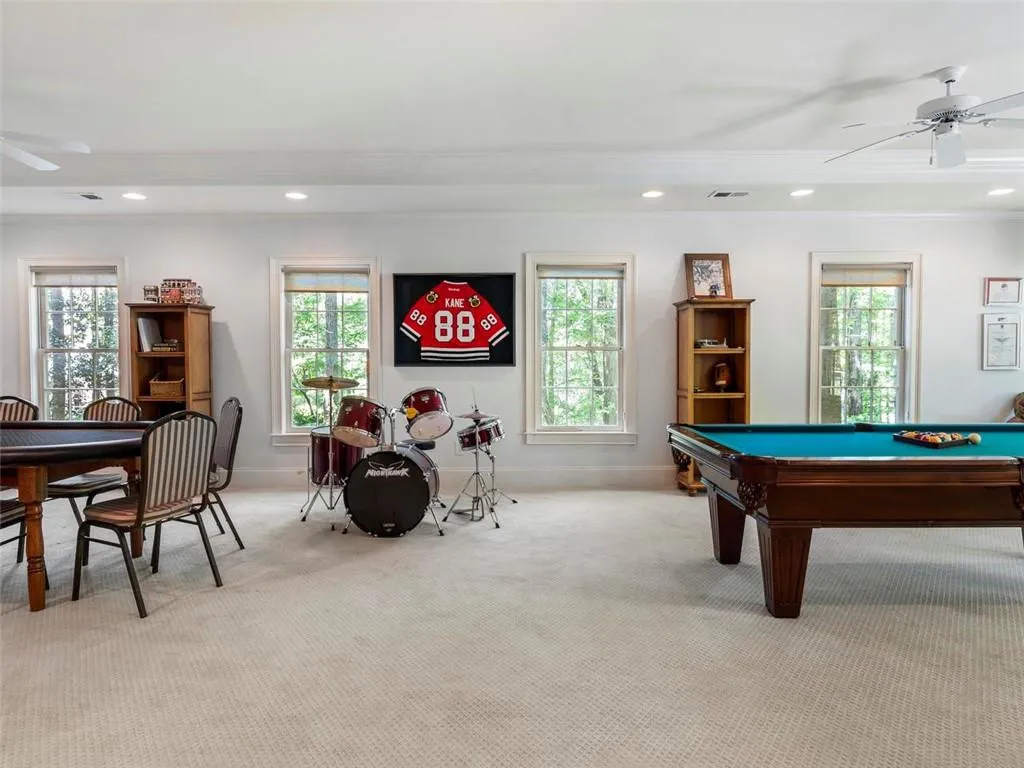 2 Powers Chase Circle, Atlanta, Georgia 30327, 6 Bedrooms Bedrooms, ,5 BathroomsBathrooms,Residential,Sold,2 Powers Chase Circle,6725820