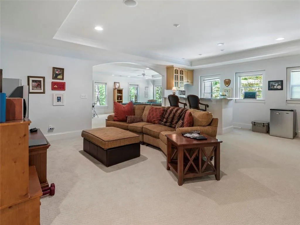 2 Powers Chase Circle, Atlanta, Georgia 30327, 6 Bedrooms Bedrooms, ,5 BathroomsBathrooms,Residential,Sold,2 Powers Chase Circle,6725820