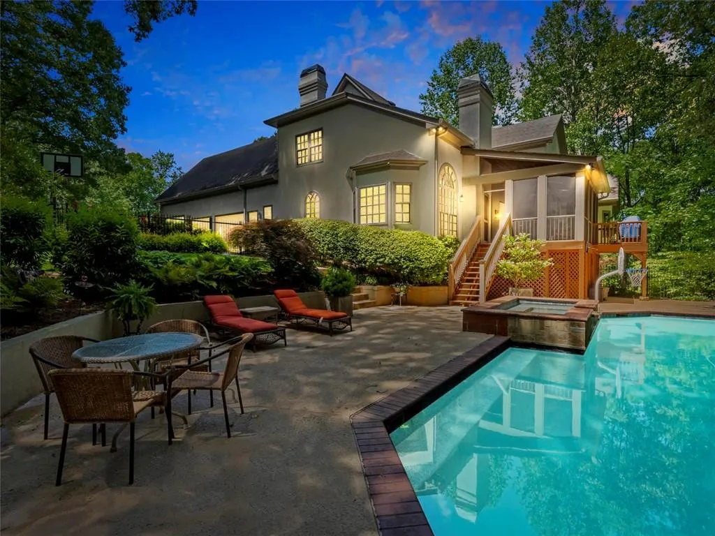 2 Powers Chase Circle, Atlanta, Georgia 30327, 6 Bedrooms Bedrooms, ,5 BathroomsBathrooms,Residential,Sold,2 Powers Chase Circle,6725820