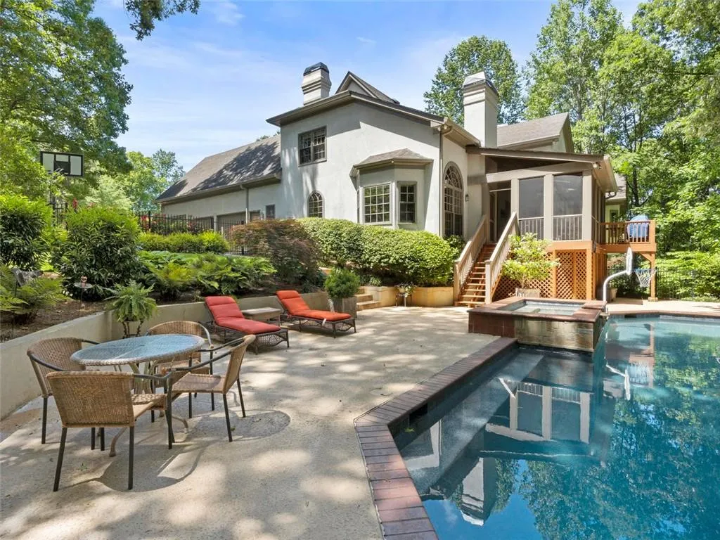 2 Powers Chase Circle, Atlanta, Georgia 30327, 6 Bedrooms Bedrooms, ,5 BathroomsBathrooms,Residential,Sold,2 Powers Chase Circle,6725820