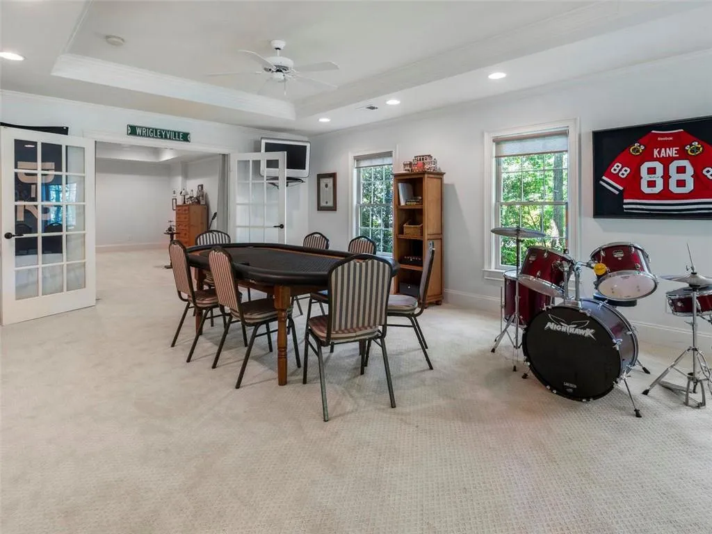 2 Powers Chase Circle, Atlanta, Georgia 30327, 6 Bedrooms Bedrooms, ,5 BathroomsBathrooms,Residential,Sold,2 Powers Chase Circle,6725820