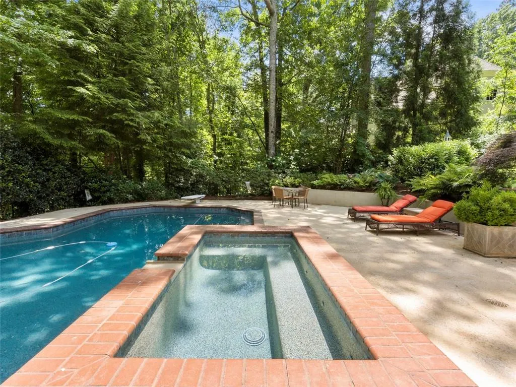 2 Powers Chase Circle, Atlanta, Georgia 30327, 6 Bedrooms Bedrooms, ,5 BathroomsBathrooms,Residential,Sold,2 Powers Chase Circle,6725820