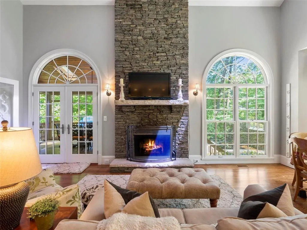 2 Powers Chase Circle, Atlanta, Georgia 30327, 6 Bedrooms Bedrooms, ,5 BathroomsBathrooms,Residential,Sold,2 Powers Chase Circle,6725820