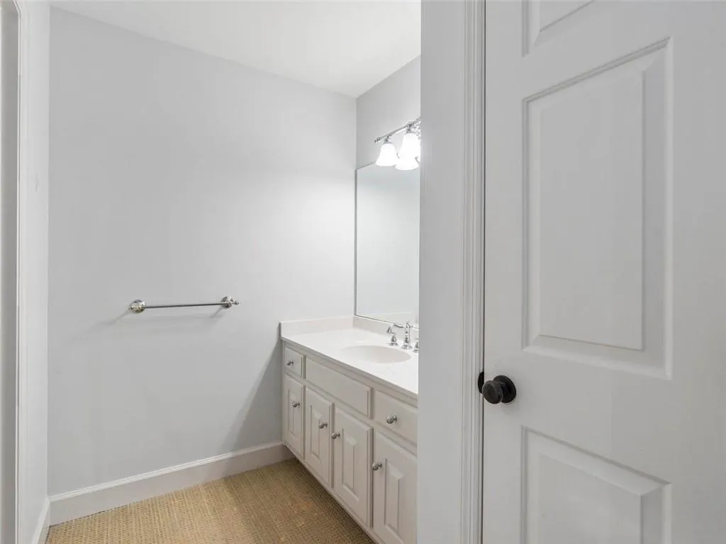 2 Powers Chase Circle, Atlanta, Georgia 30327, 6 Bedrooms Bedrooms, ,5 BathroomsBathrooms,Residential,Sold,2 Powers Chase Circle,6725820