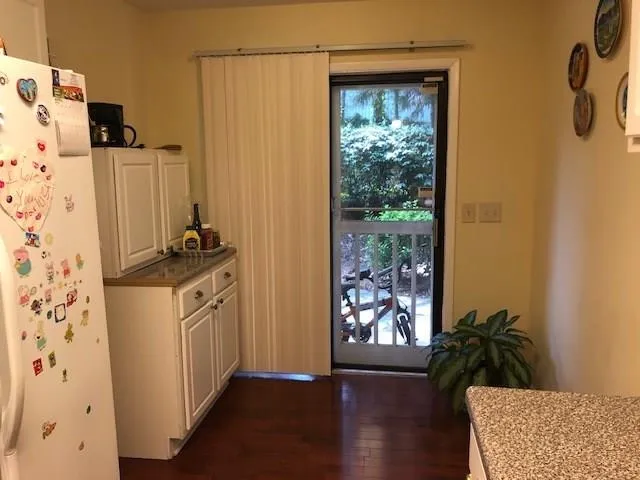 5135 Roswell Road Unit 02, Atlanta, Georgia 30342, 2 Bedrooms Bedrooms, ,2 BathroomsBathrooms,Residential,Sold,5135 Roswell Road Unit 02,6001094