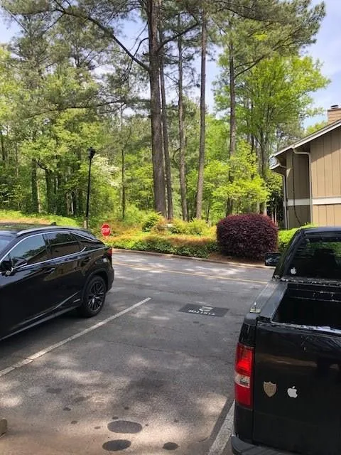 5135 Roswell Road Unit 02, Atlanta, Georgia 30342, 2 Bedrooms Bedrooms, ,2 BathroomsBathrooms,Residential,Sold,5135 Roswell Road Unit 02,6001094