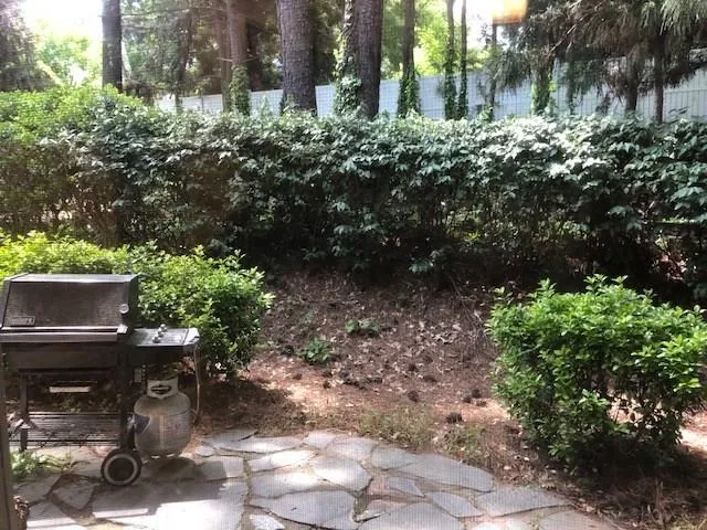 5135 Roswell Road Unit 02, Atlanta, Georgia 30342, 2 Bedrooms Bedrooms, ,2 BathroomsBathrooms,Residential,Sold,5135 Roswell Road Unit 02,6001094